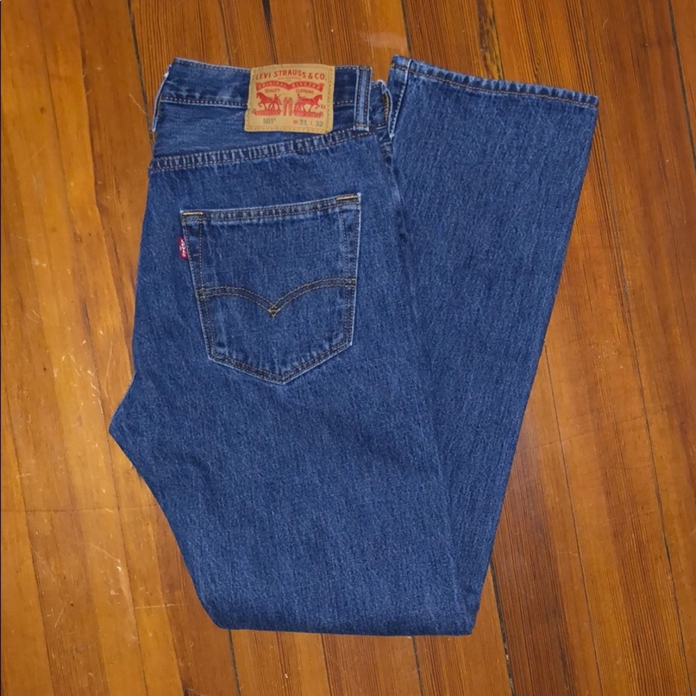 Levi 501s Classic Jeans